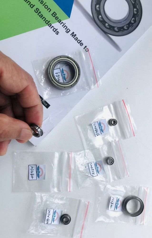 Miniaturas com flange SFH